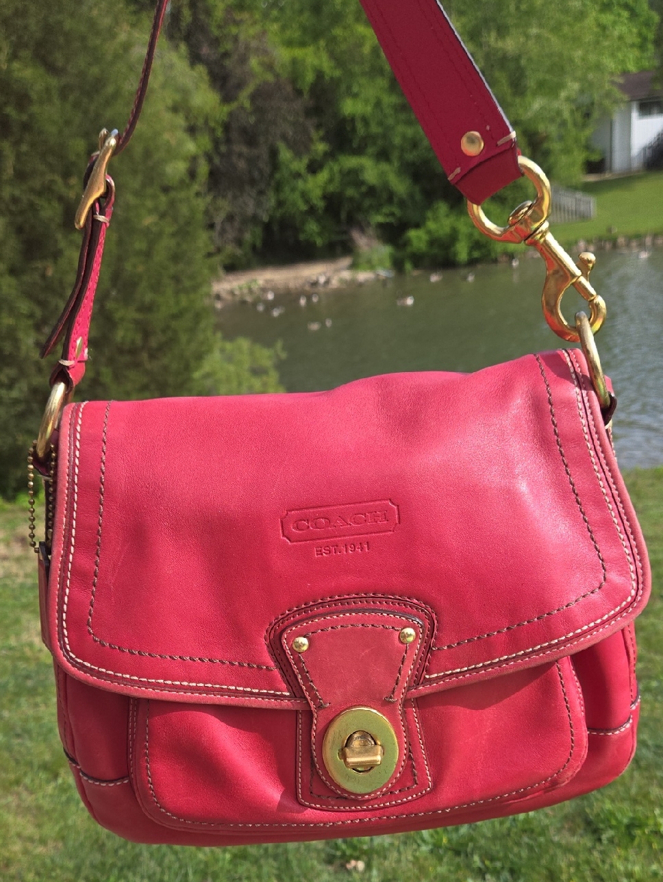 Coach Ali Turn-Lock Shoulder Bag Raspberry 65th Anniversary Legacy Vintage Y2k
